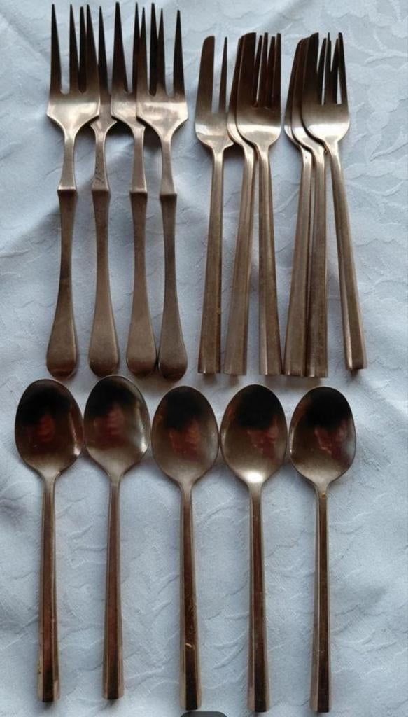 Verzameling bronzen lepeltjes dessert taart vorkjes, Ophalen of Verzenden, Rvs of Chroom