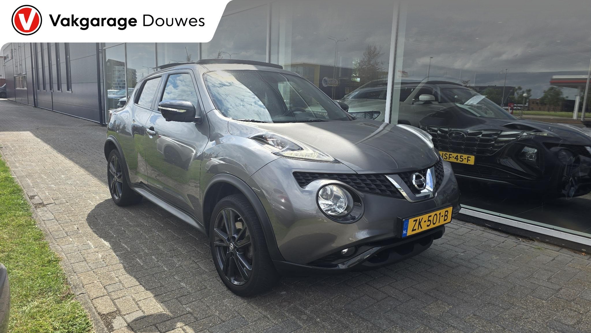 Nissan Juke 1.6 DIG-T Tekna |Pano|Leder|Trekhaak|190pk|Inrui, Voorwielaandrijving, 1618 cc, Gebruikt, Euro 6