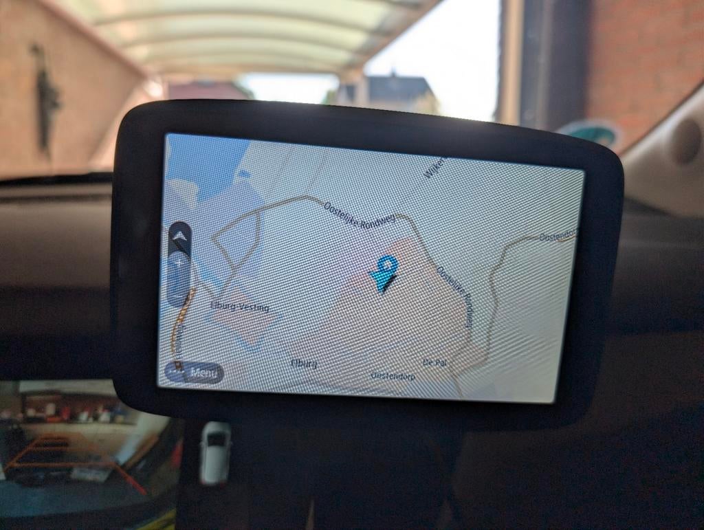 TomTom navigatiesysteem - Betrouwbare reisgenoot, Ophalen of Verzenden, Gebruikt