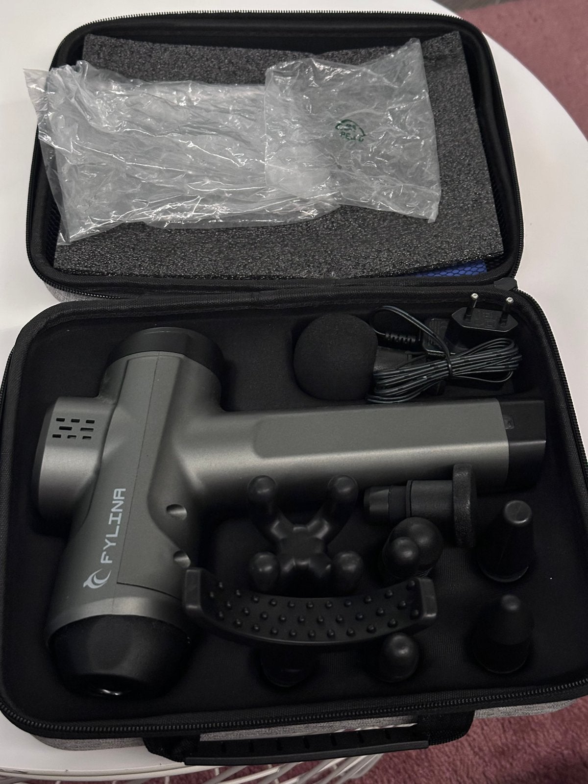 Massage gun (barely used), Ophalen, Zo goed als nieuw, Apparaat