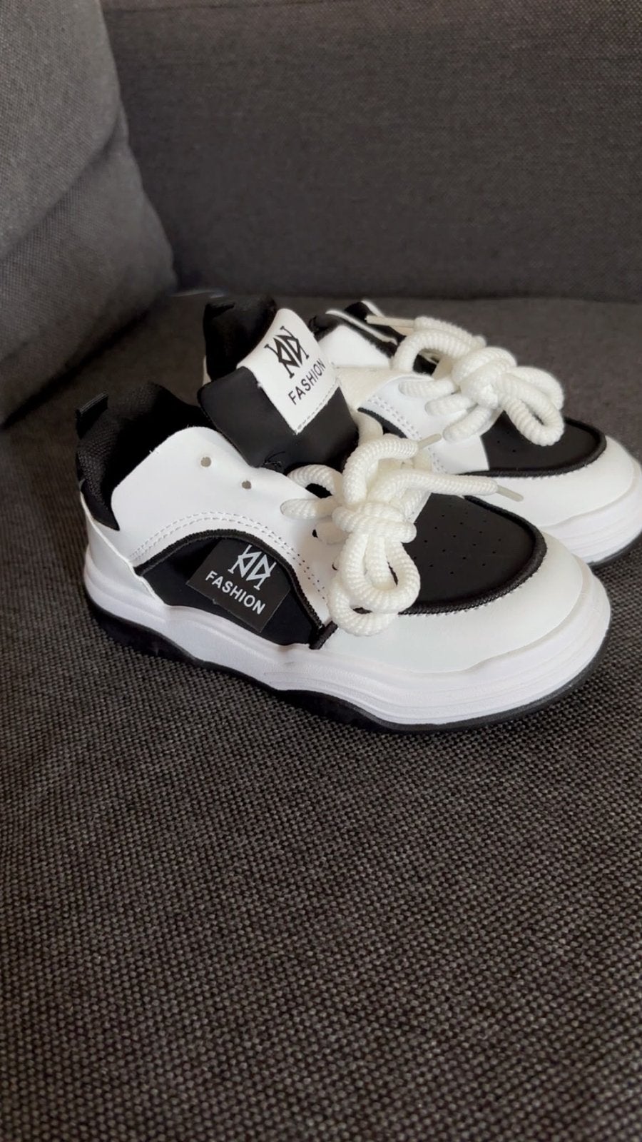 Leuke kinderschoenen - diverse modellen en maten, Ophalen of Verzenden, Nieuw, Jongen of Meisje, Schoenen