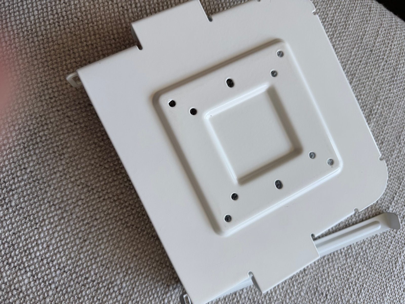 Maclean Houder Apple Mac Mini (2014+) VESA 100x100mm, Ophalen of Verzenden, Zo goed als nieuw