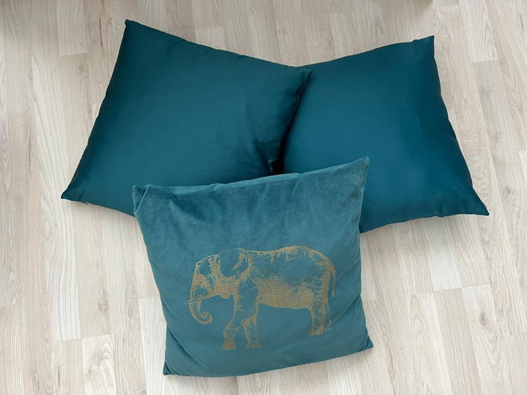 3 woonkussens groen/blauw, Ophalen of Verzenden, Zo goed als nieuw, Blauw, Vierkant