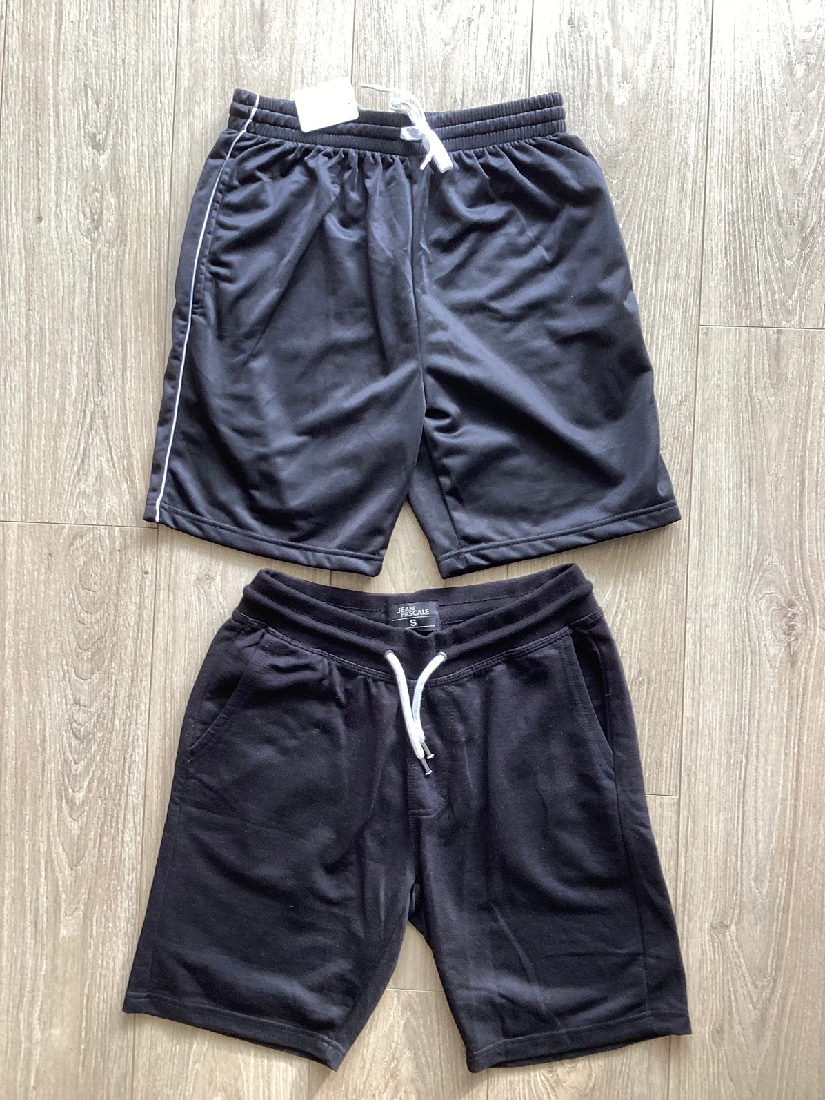 2 zwarte korte broeken, sportbroekjes maat S Zeeman Takko, Zwart, Nieuw, Ophalen of Verzenden, Algemeen