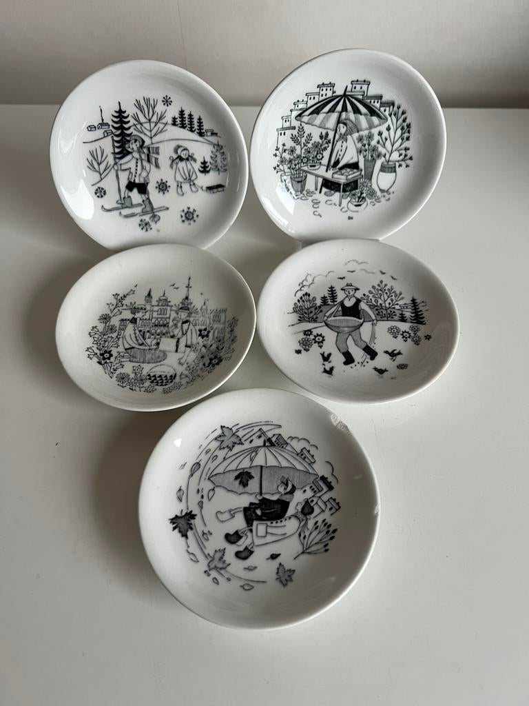 5 Vintage Arabia Emilia Wandbordjes Raija Uosikkinen 1957, Antiek en Kunst, Ophalen of Verzenden
