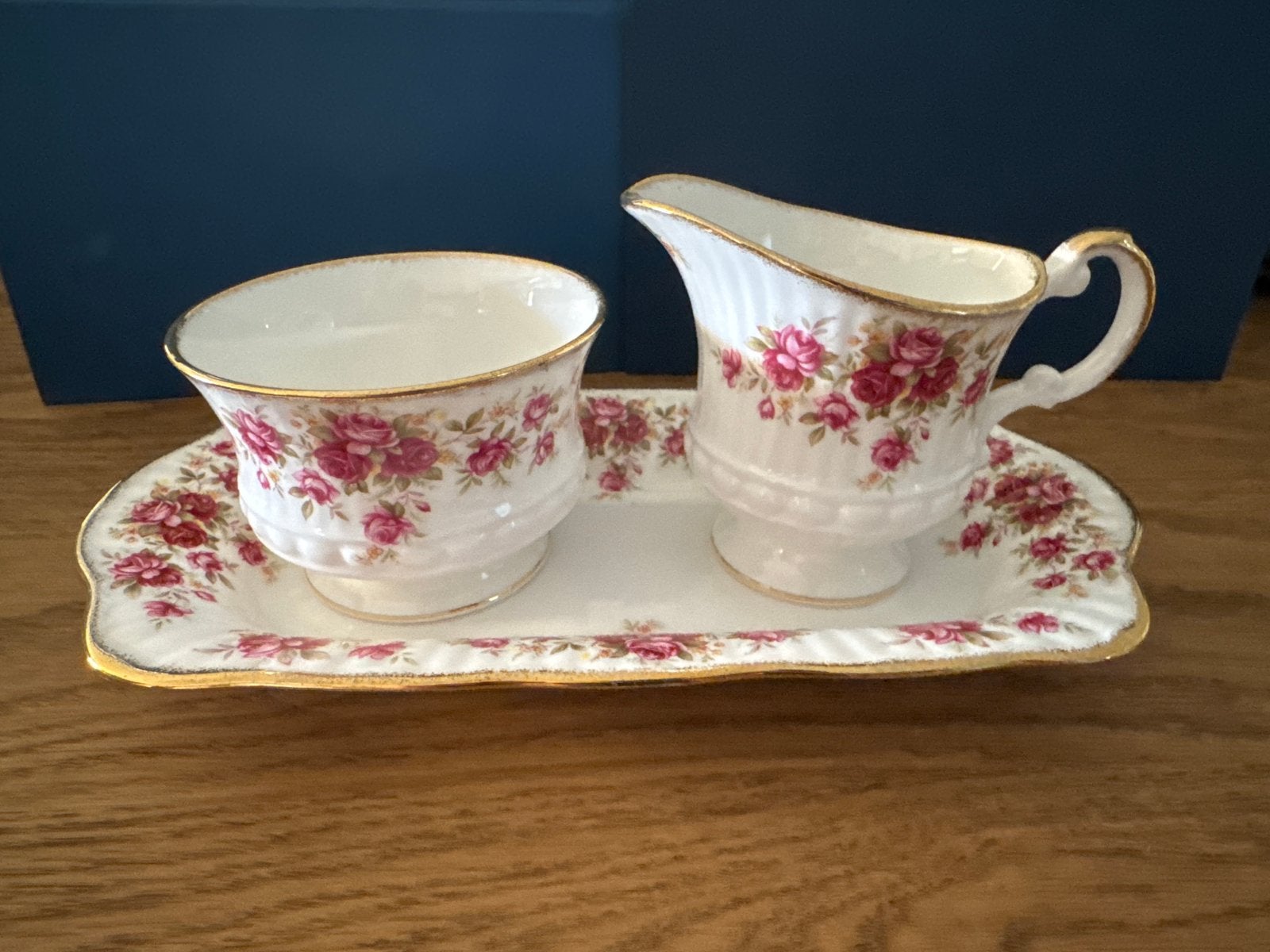 Queens Rosina China Co. Ltd. Melk en Suiker Set, Ophalen of Verzenden