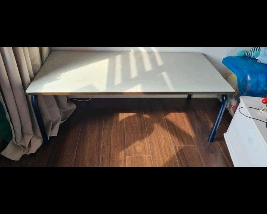 Peuter en Kleuter Tafel 140x70 cm, Kinderen en Baby's, Ophalen