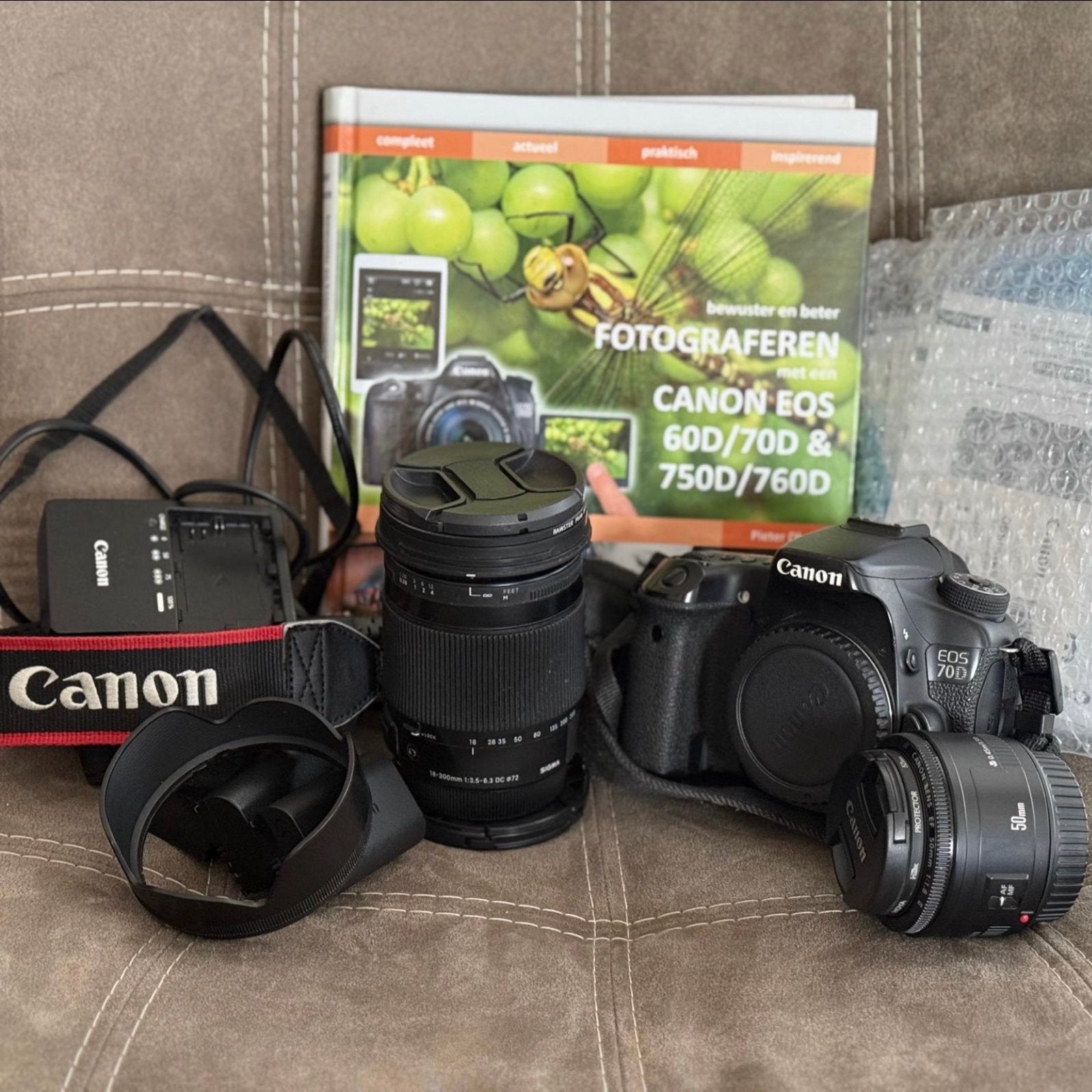 Canon EOS 70D met Sigma 18-300mm en Canon 50mm lens, Canon, Camera, Ophalen of Verzenden, Gebruikt