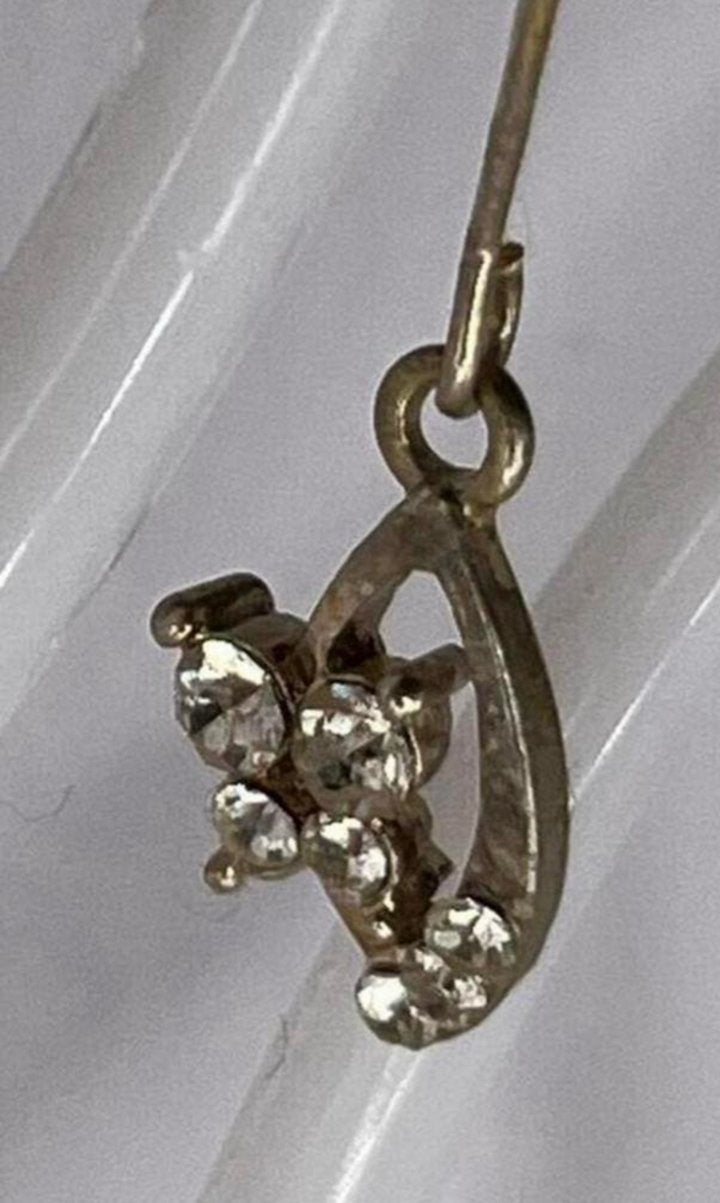 Goudkleurige Vlinder Oorbellen met Steentjes Nieuw, Overige materialen, Hangers, Nieuw, Ophalen of Verzenden