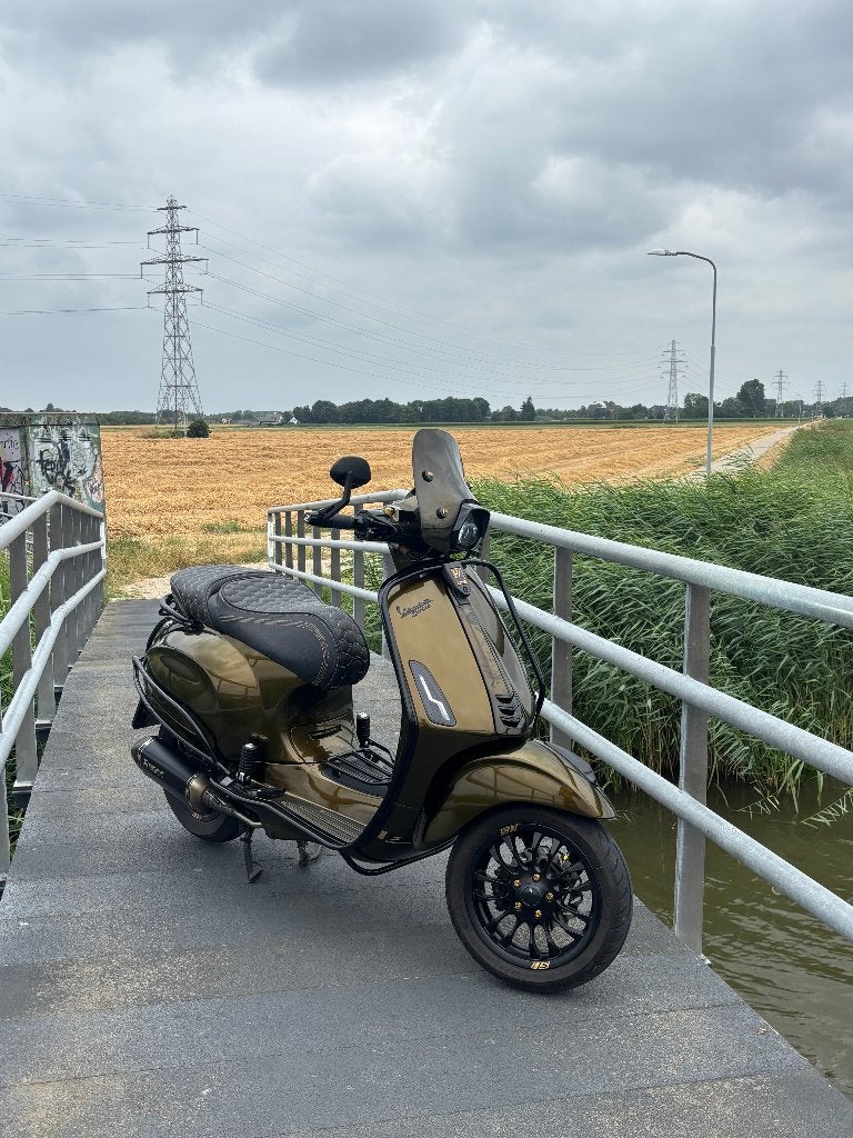 Vespa Sprint 80cc | Akra | SIP | Zelioni | Malossi, Ophalen, Overige modellen, Maximaal 45 km/u, Zo goed als nieuw