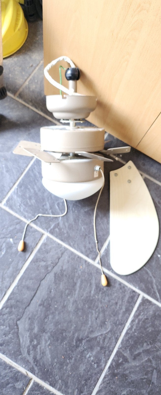 6 bladen plafondventilator met lamp en stabilisatie., Ophalen, Gebruikt, E27 (groot), Metaal