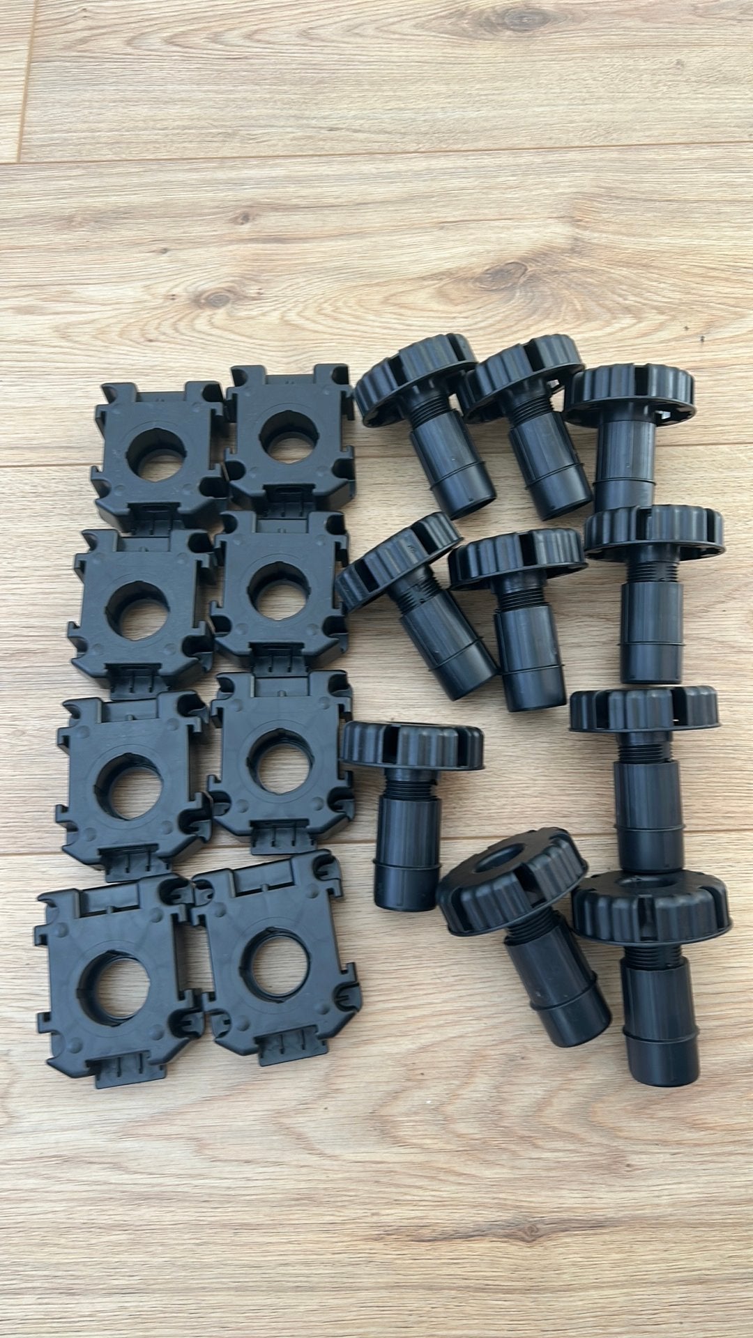Stelpoten voor keukenkastjes - 8 setjes + 2 extra, Huis en Inrichting, Keuken | Keukenelementen, Ophalen, Nieuw, 25 tot 50 cm