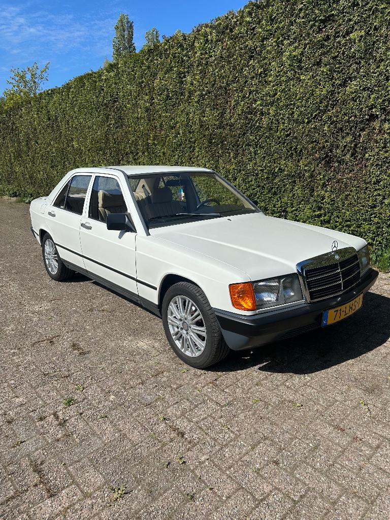 Mercedes 190 E bj 1984 LPG Automaat Belastingvrij, Auto's, Automaat, Mercedes-Benz, Particulier, LPG