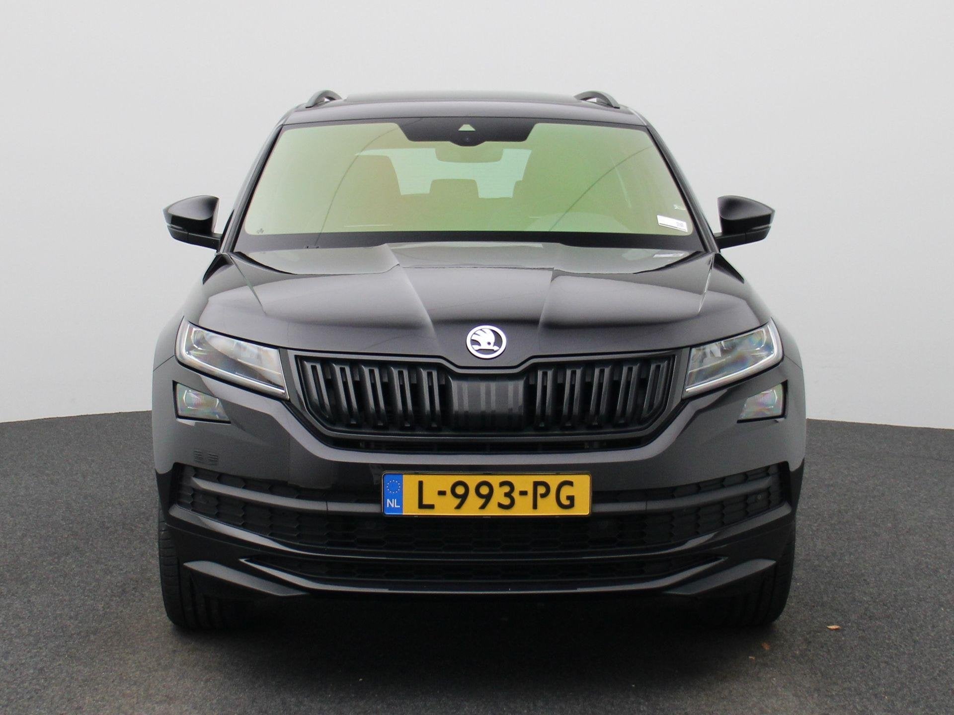 Skoda Kodiaq 1.5 TSI Sportline Business | TREKHAAK | PANORAM, Auto's, Voorwielaandrijving, 12 maanden, 4 cilinders, Alcantara