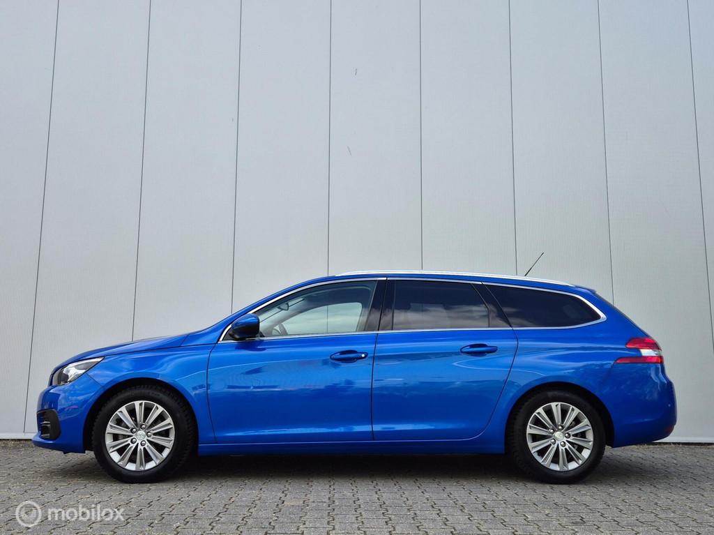 PEUGEOT 308 SW 1.2 PURETECH ALLURE PACK/TREKHAAK/CAMERA/PARK, Voorwielaandrijving, Gebruikt, Euro 6, 1199 cc