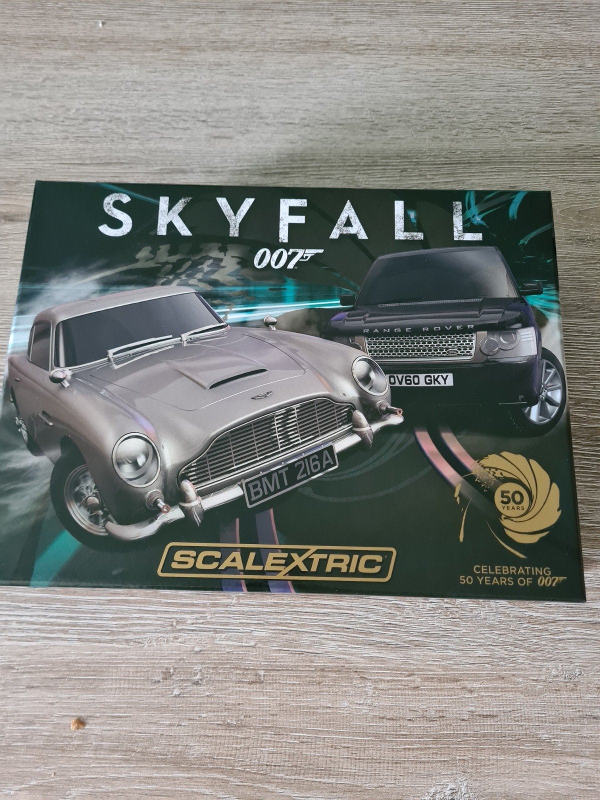 Scalextric James Bond Skyfall Set - Limited Edition, Ophalen of Verzenden, Zo goed als nieuw, Auto, Overige merken