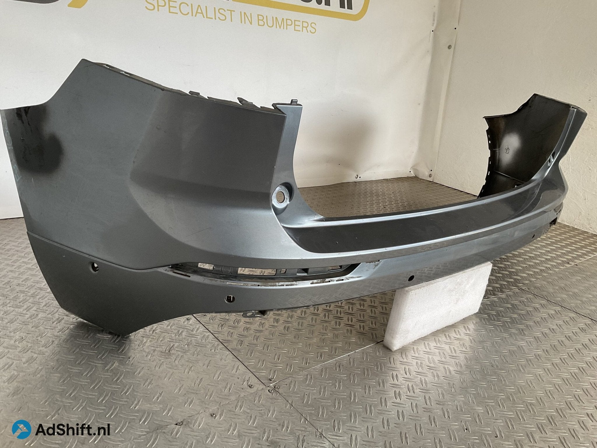 Bumper Volvo XC60 XC 60 R Design 31689246 Achterbumper F5-16, Bumper