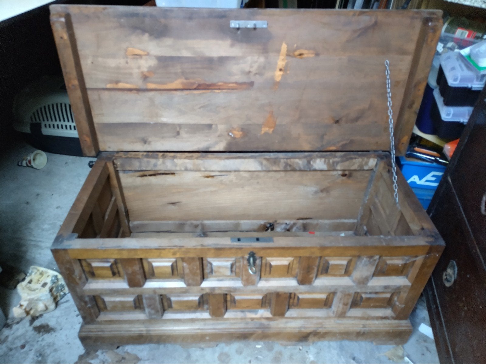Vintage houten kist / dekenkist, Ophalen