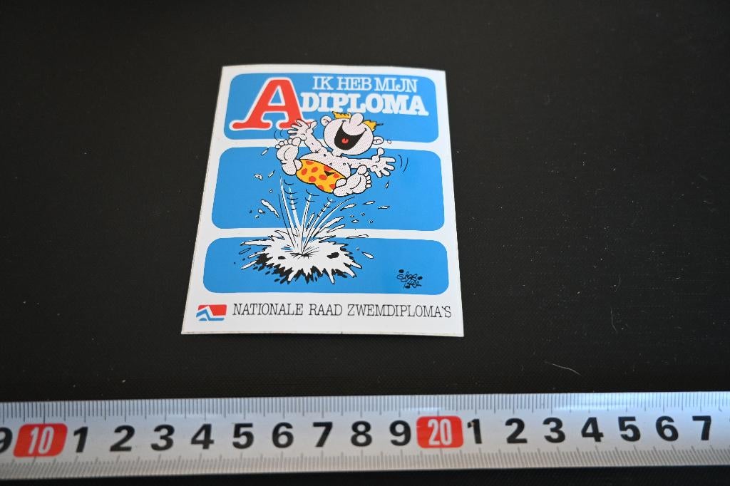 sticker Ik heb mijn A diploma zwemmen strip rob gorter, Ophalen, Zo goed als nieuw, Sticker