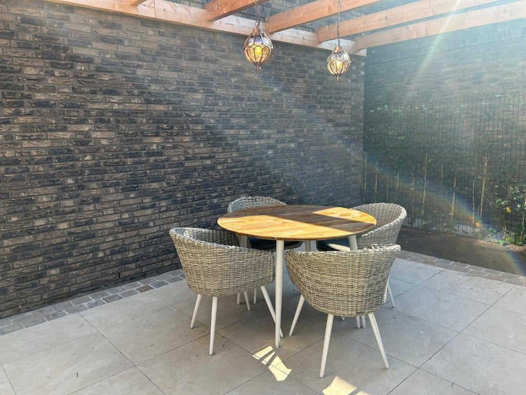Ronde tuintafel Ø115 cm + 4 tuinstoelen (Manifesto), Ophalen, Gebruikt, Rond, Kunststof