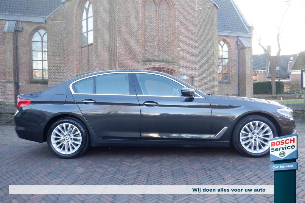 BMW 5-Serie (g30) 520i 184pk Aut.- LUXURY LINE - PAN.DAK-HEA, 1998 cc, Achterwielaandrijving, Gebruikt, Euro 6