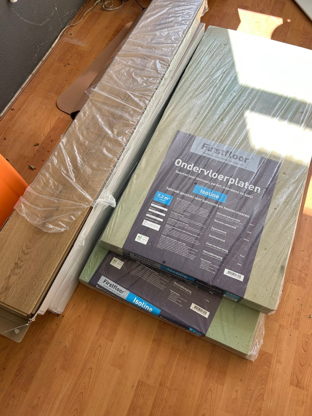 14m2 Nieuwe naturel eiken laminaatvloer incl ondervloer, Ophalen, Overige materialen, 30 cm of meer, 50 tot 150 cm