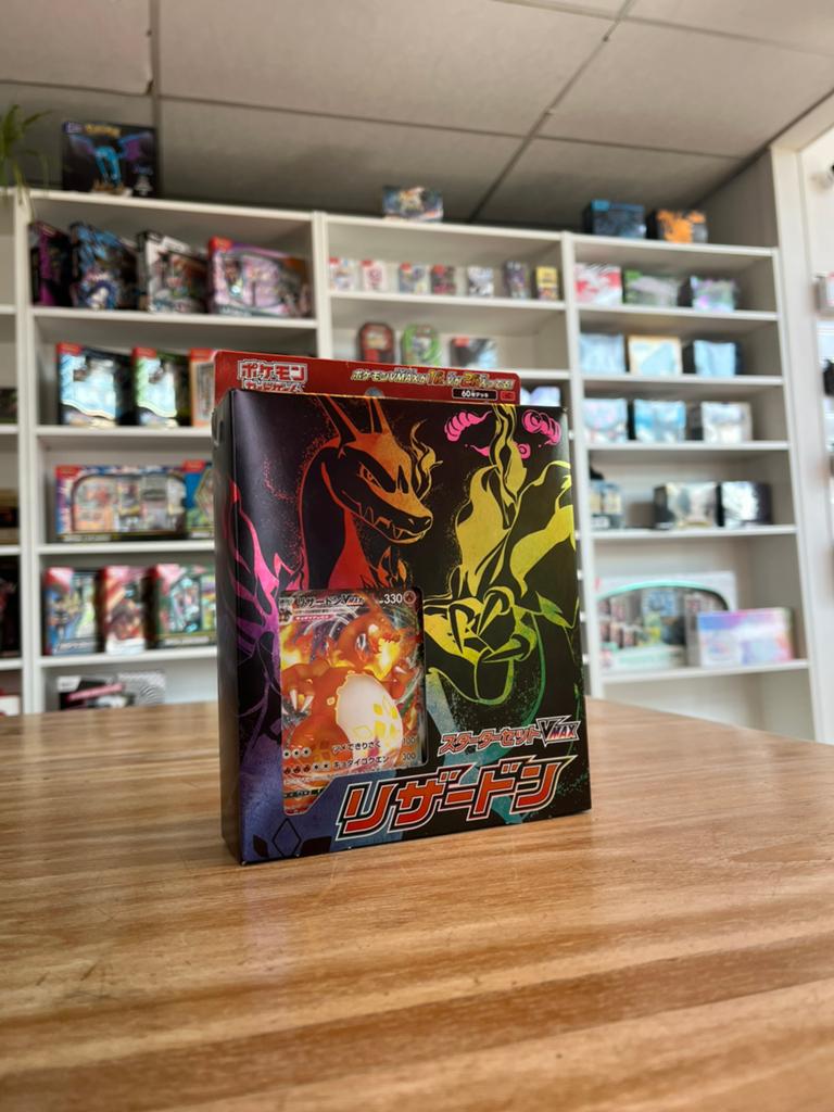 Pokémon VMAX Starter Deck Charizard VMAX, Ophalen of Verzenden, Nieuw