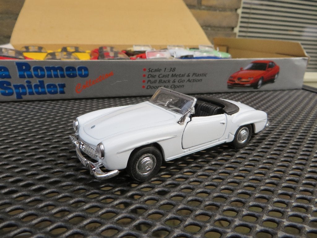 Welly Mercedes Benz 190SL Pagode WIT, Hobby en Vrije tijd, Modelauto's | Overige schalen, Ophalen of Verzenden, Nieuw, Auto