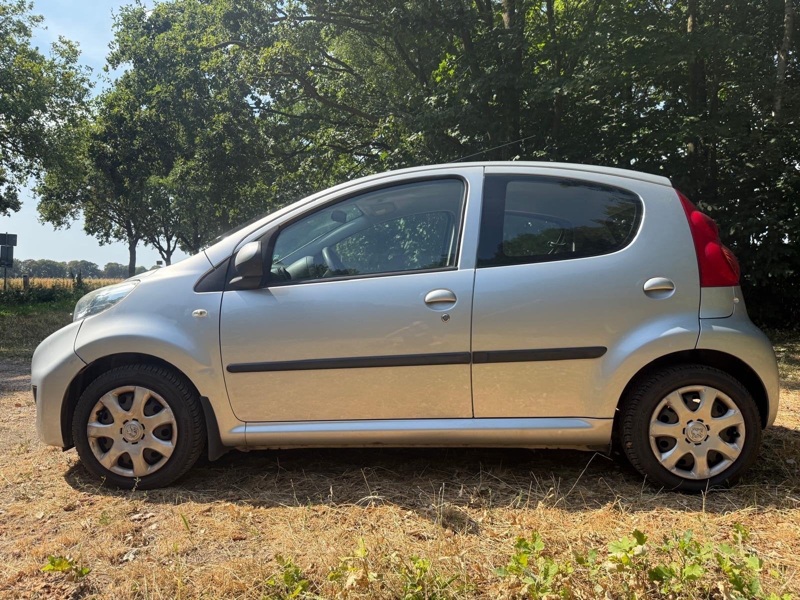 Peugeot 107 | 5 Deurs | Automaat | Carplay | Airco, Auto's, Stof, Zwart, 4 stoelen, 68 pk