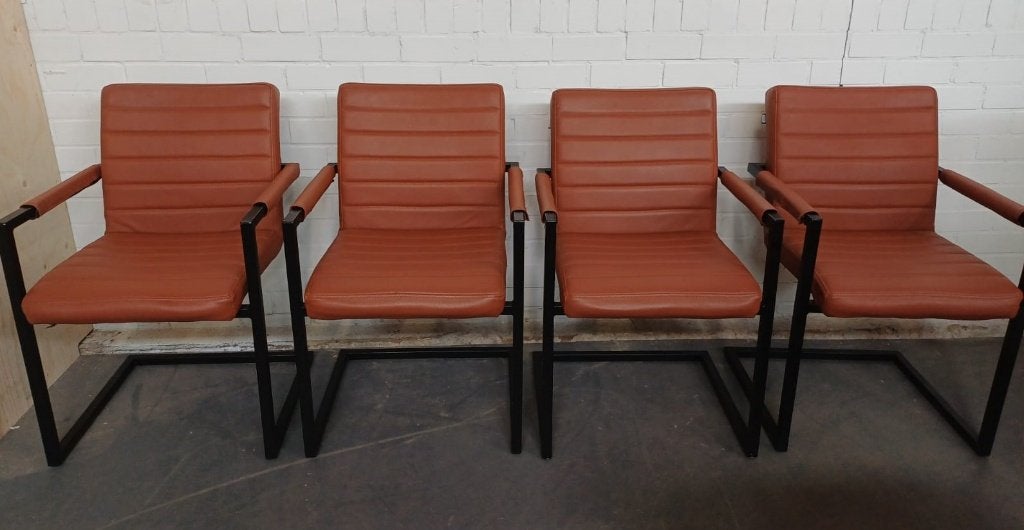 Feel Furniture – 4 Eetkamerstoelen – Echt leer – Lichtbruin, Ophalen, Gebruikt, Bruin, Vier