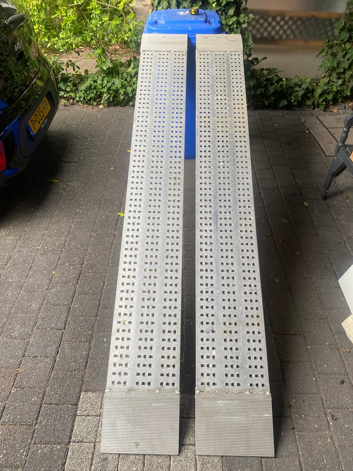 Oprijplaten Aluminium draagvermogen 1700 kg, Ophalen, Zo goed als nieuw