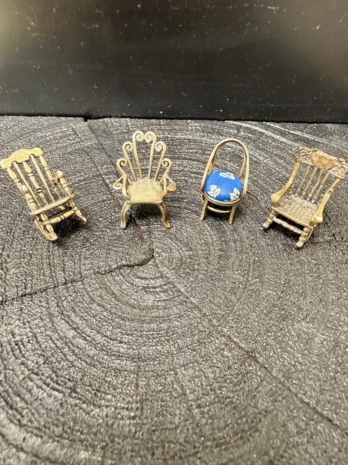 4 zilveren miniatuur stoeltjes, Antiek en Kunst, Ophalen