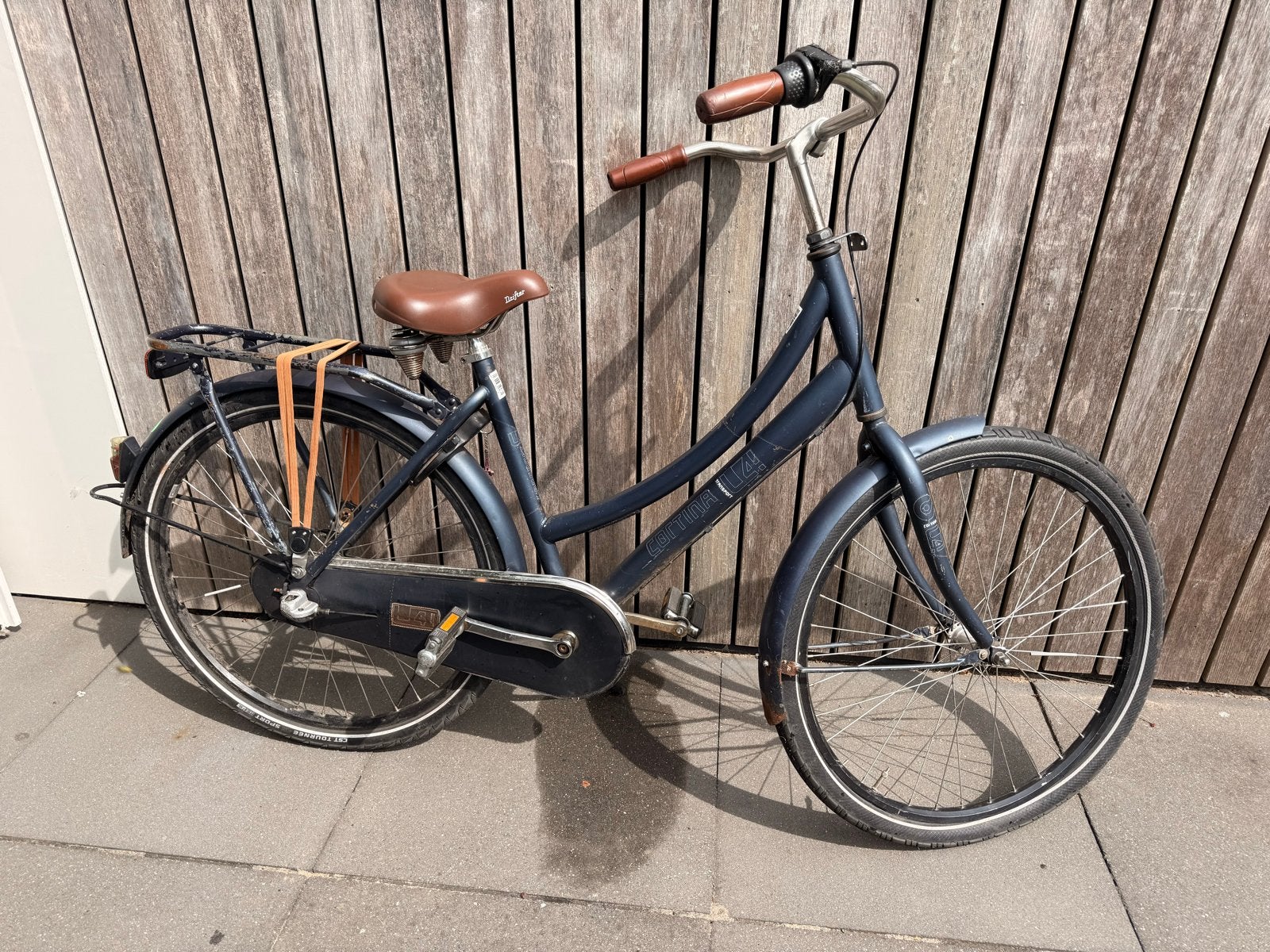 Gebruikte Cortina U4 Transportfiets 26 inch, opknapper, Fietsen en Brommers, Terugtraprem, Gebruikt, Versnellingen, Minder dan 47 cm