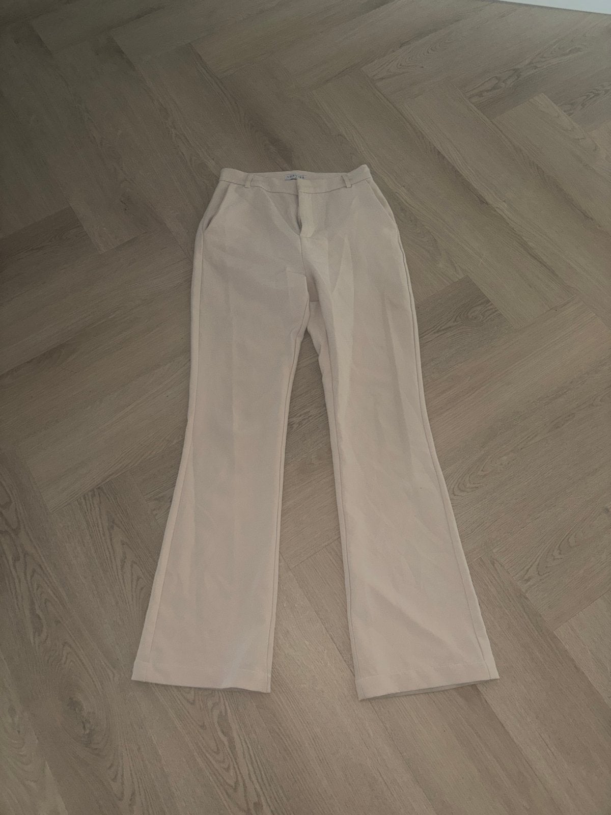 Loavies flared broek XS (valt als S), Beige, Ophalen of Verzenden, Zo goed als nieuw, Maat 36 (S)