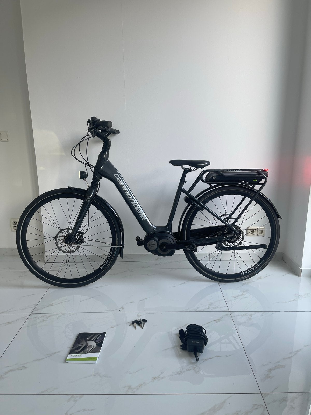 Cannondale Mavaro e-bike - Bosch middenmotor - Topstaat!, Ophalen of Verzenden, Nieuw, 50 km per accu of meer, Overige merken