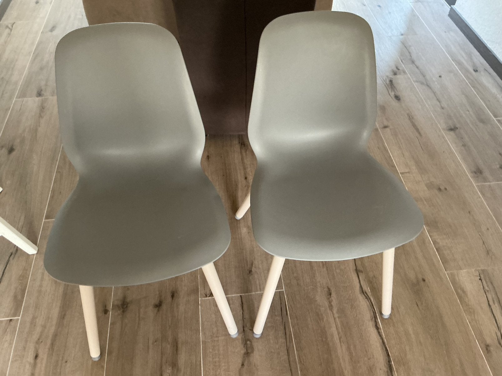 2 ikea stoelen grijs leifarne 17.50 euro, Gebruikt, Twee, Grijs, Ikea