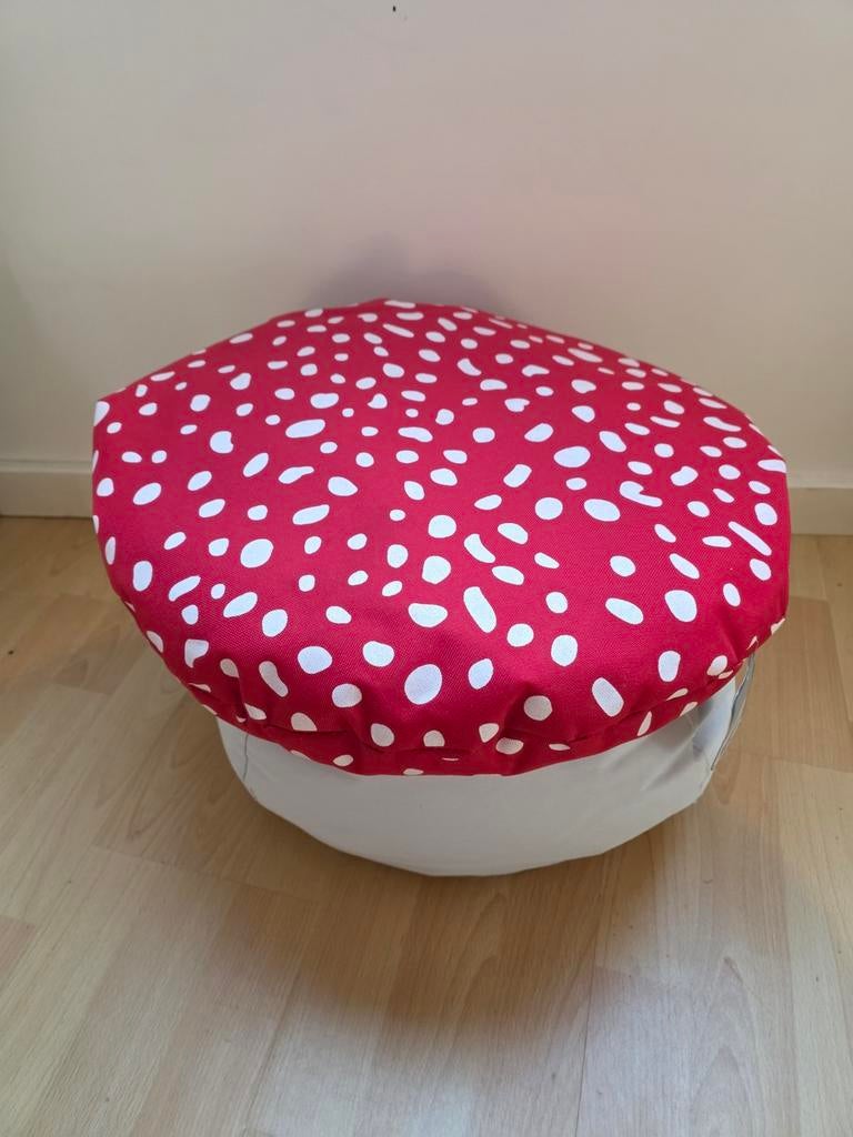 Efteling paddenstoel poef, Minder dan 50 cm, Rond, Minder dan 50 cm, Ophalen of Verzenden