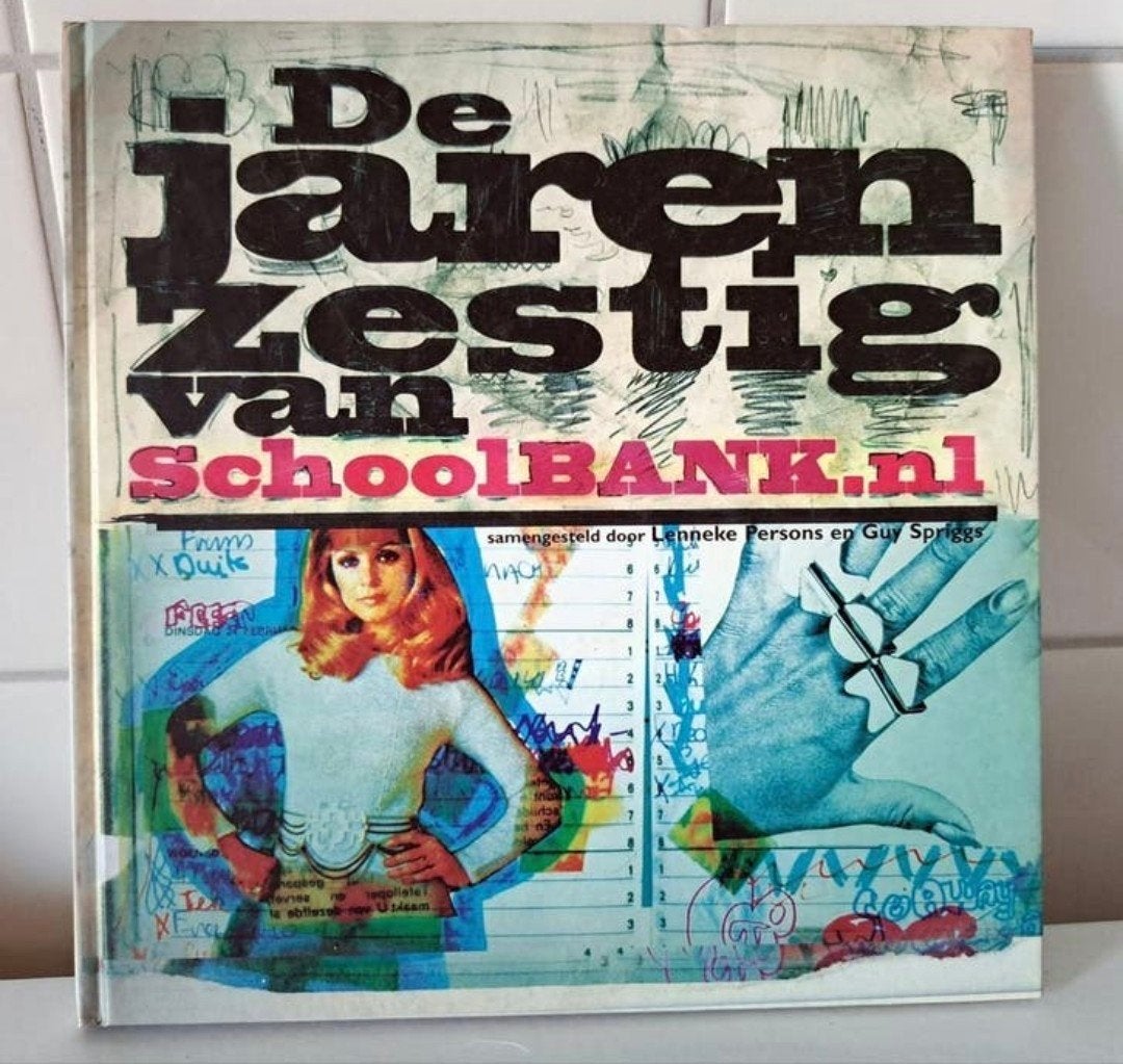 De Jaren Zestig van Schoolbank Nostalgisch Boek, Boeken, 20e eeuw of later, Ophalen of Verzenden, Zo goed als nieuw, Lenneke Persons en Guy Spriggs