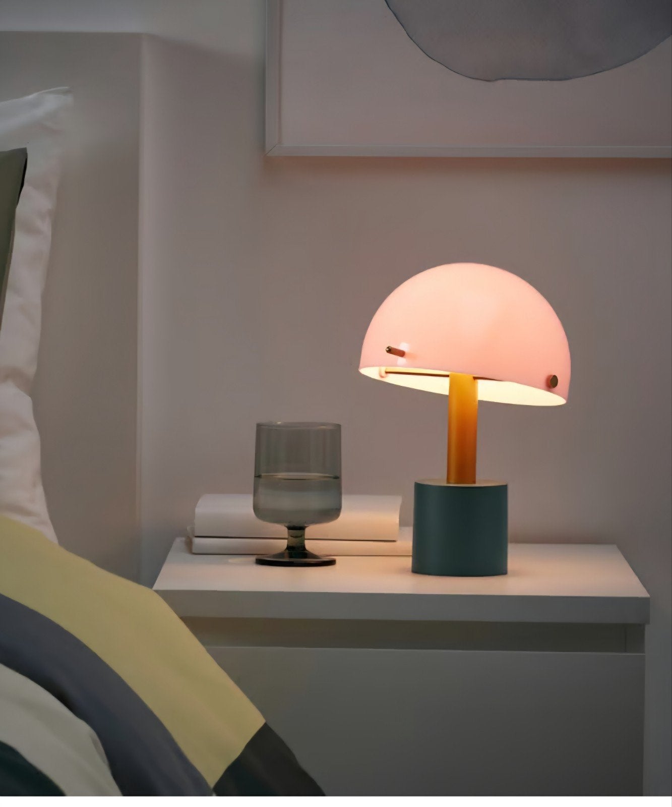 Nodmast draagbare IKEA LED-lamp op batterijen, Ophalen