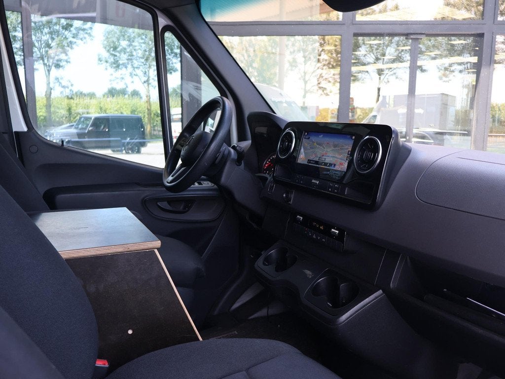 Mercedes-Benz Sprinter 316 2.2 CDI 163 PK AUT. L2H2 + 2 SCHU, Auto's, Automaat, Gebruikt, Euro 6, 4 cilinders