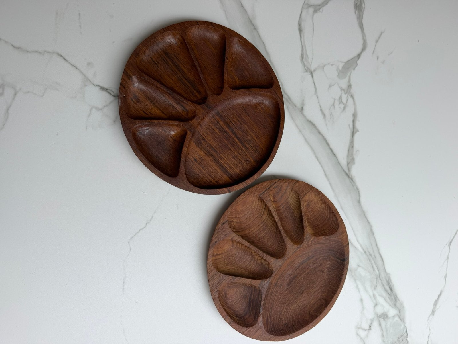 Retro teak platte schalen 2x. TOTAALPRIJS, Huis en Inrichting, Woonaccessoires | Schalen en Manden, Ophalen of Verzenden, Rond