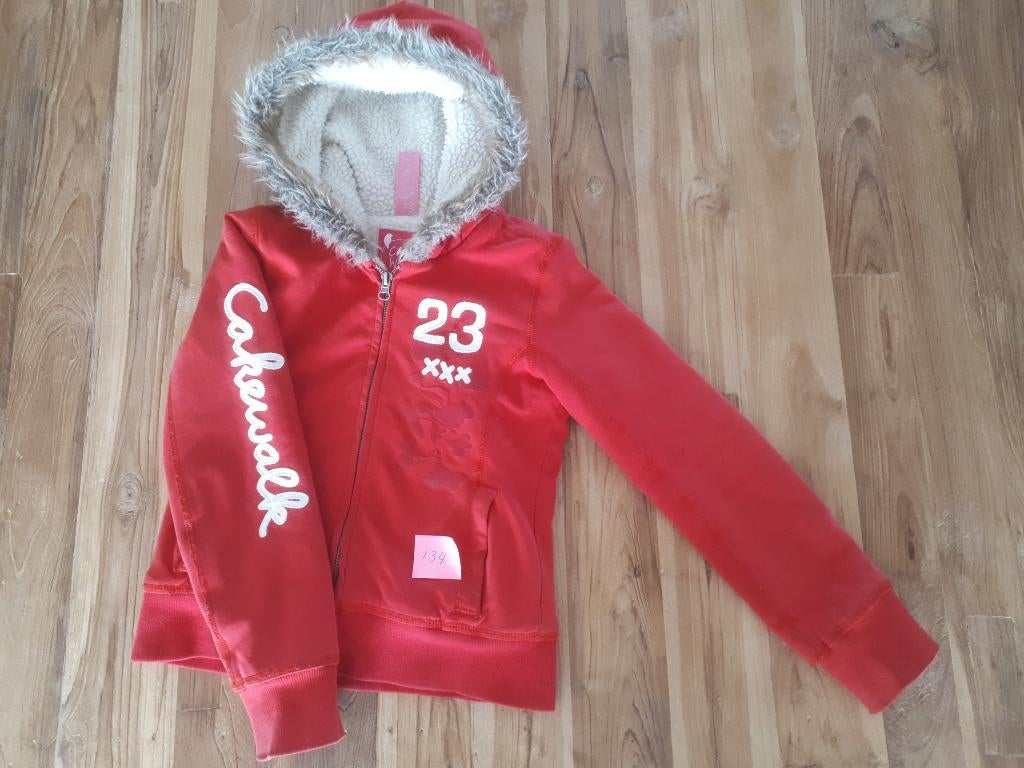 Rood, gevoerd, Cakewalk vest, Meisje, Trui of Vest, Ophalen of Verzenden, Cakewalk