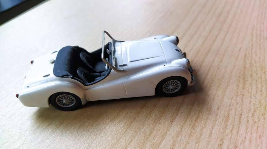 TRIUMPH TR3A&TR5, K&R MODELS, ZELDZAAM!!, Hobby en Vrije tijd, Modelauto's | 1:43, Ophalen of Verzenden, Zo goed als nieuw, Auto