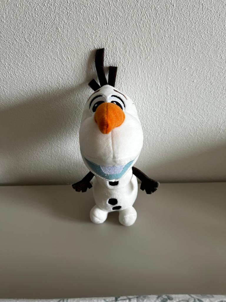 Olaf knuffel Frozen II - Zo goed als nieuw, Kinderen en Baby's, Speelgoed | Knuffels en Pluche, Disney, Overige typen, Ophalen of Verzenden