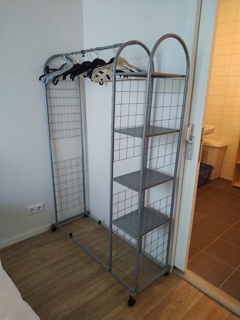 kledingrek, Ophalen, Met wielen, Gebruikt