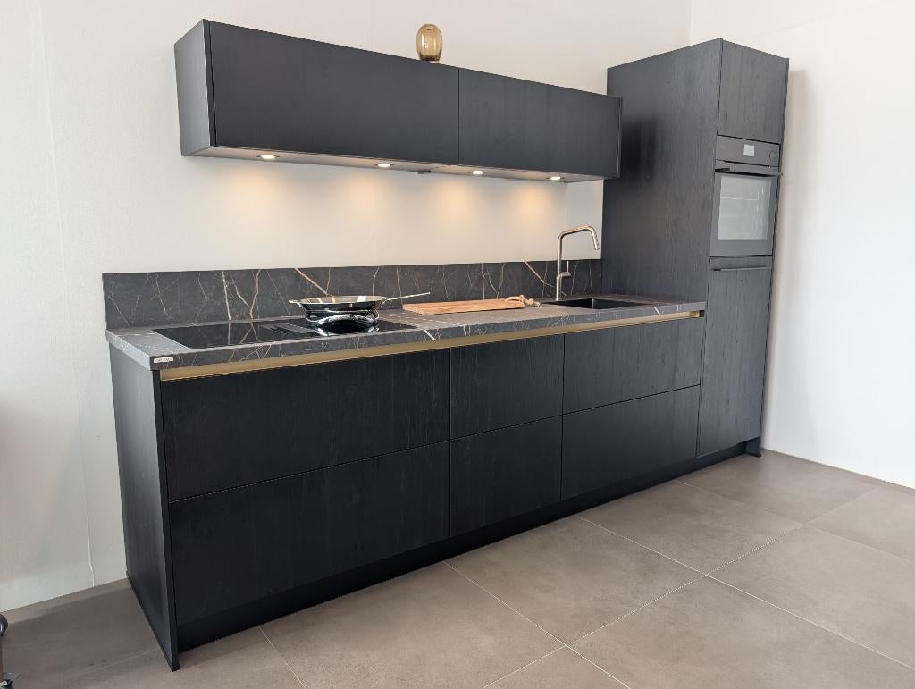 Showmodel keuken "Durban Ebony" ***IN PRIJS VERLAAGD***, Ophalen, Zwart, Enkelwandige keuken, Zo goed als nieuw