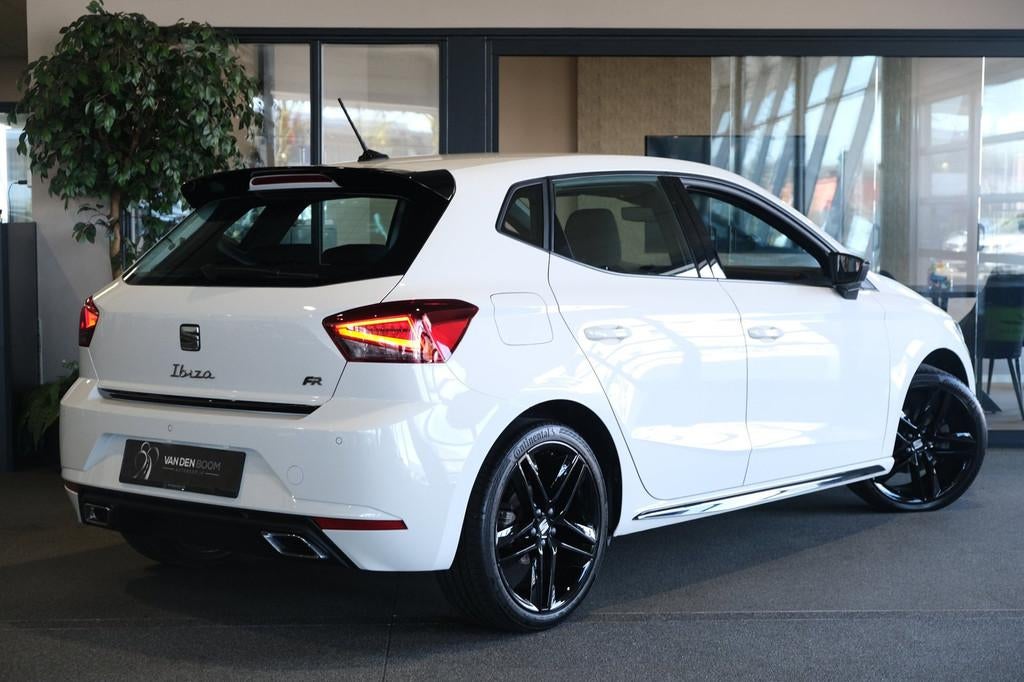Seat Ibiza 1.0 EcoTSI FR 110PK Black Edition Virtual Led Nav, Voorwielaandrijving, Stof, Gebruikt, 580 kg
