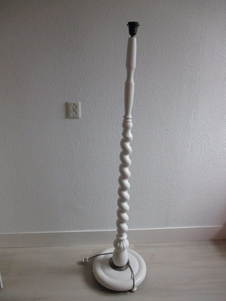 staande houten gedraaide lampenvoet, Ophalen, Gebruikt, Hout, 150 tot 200 cm