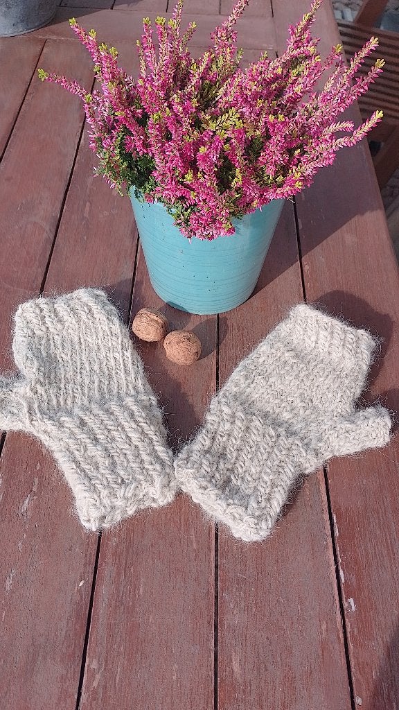 Alpaca polswarmers crème handgemaakt, Ophalen of Verzenden, Nieuw, Maat 38/40 (M), Handschoenen