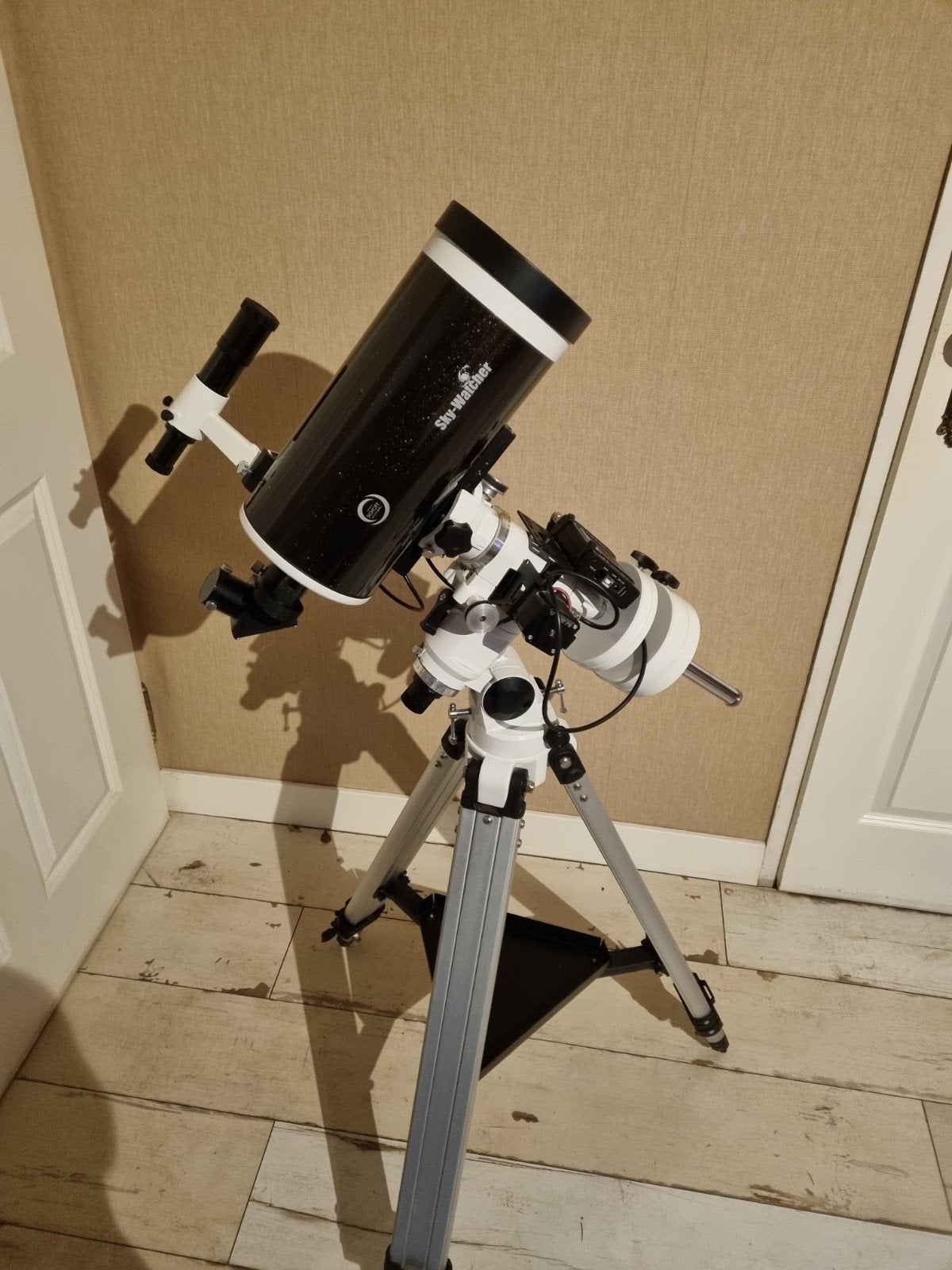 Skywatcher Mak127 op EQ3 met OnStep V5Pro belt upgrade, Audio, Tv en Foto, Ophalen, 80 tot 200 mm, Met statief, Spiegeltelescoop (reflector)
